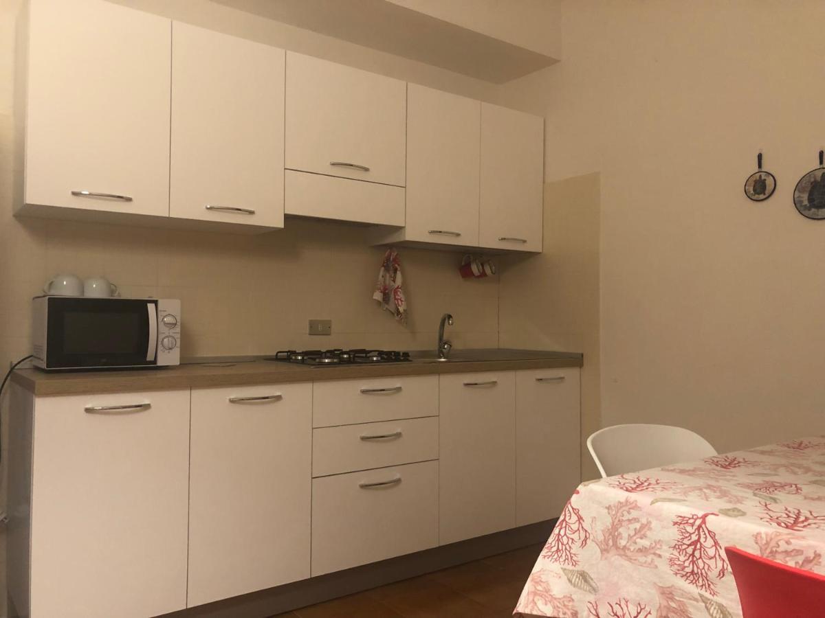 Beach Apartments Patrizia 陶尔米纳 外观 照片