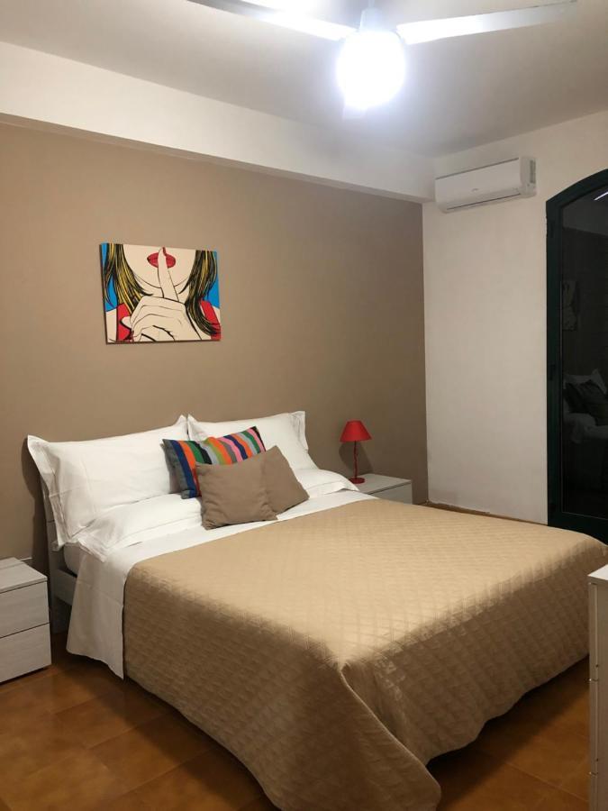 Beach Apartments Patrizia 陶尔米纳 外观 照片